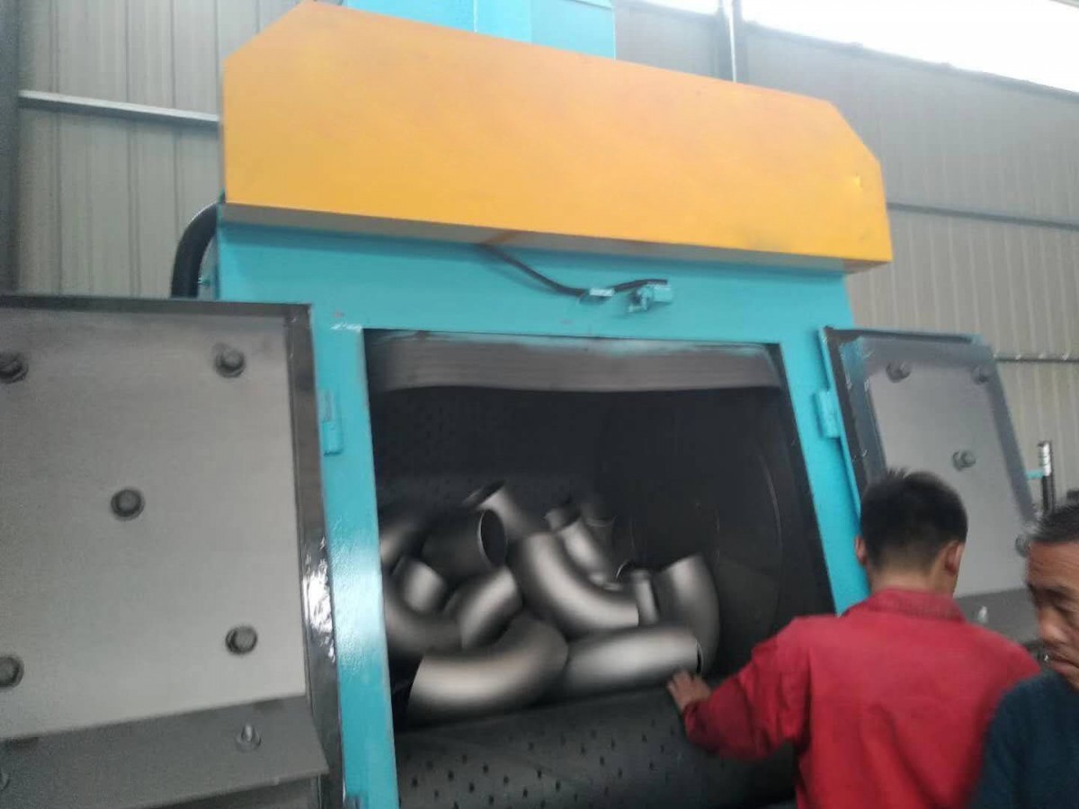 滄州鹽山拋丸機廠家供應  彎頭履帶式拋丸機  3210 履帶式拋丸機生產廠家
