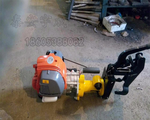 電動(dòng)鋼軌鉆孔機(jī)3