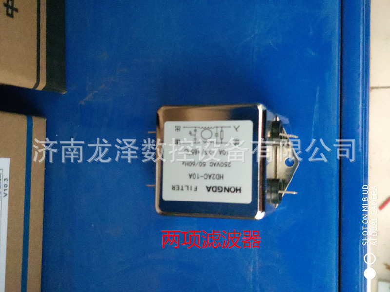 濟南龍澤數控廠家直銷6090小型雕刻機 廣告雕刻機 雙色板雕刻機示例圖8